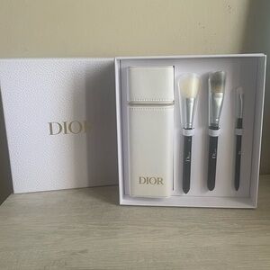 Authentic Dior Makeup Brush Set With White Travel Case. New. Come With Box.